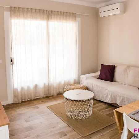 Apartman Algues Apt 8 *