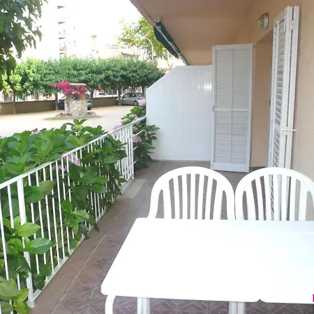 Apartman Algues Apt 8 *